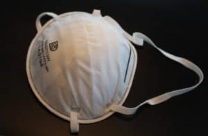 Dust mask with strap