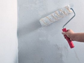 To wash the walls before painting