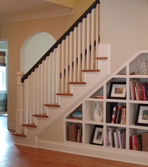 White Home Staircase Bookshelf
